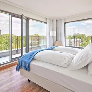 4* Hotel Pestana Tiergarten