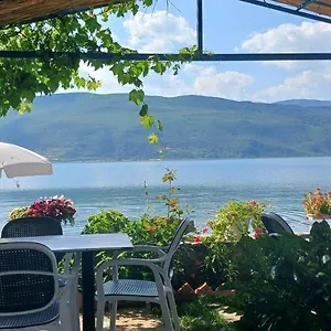 Nesti Relax Bed & Breakfast Lini