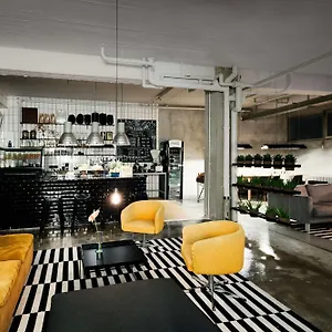 Hostel Wallyard Concept